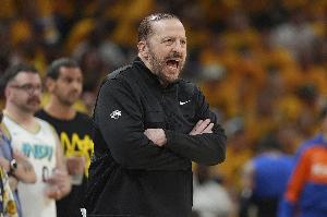 今晚TA：锡伯杜真心为弟子们感到高兴 但依然VS下课一事耿耿于怀直播_免费高清无插件观看