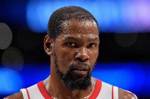 NBA76人VS勇士_免费视频直播_高清无插件观看