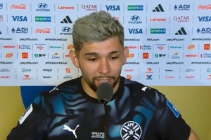 恩西索：染红太早确实难受，现在规则太严苛感觉我们在vs抗所有人_免费直播入口_全场录像回放