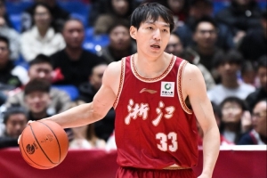 独行侠vs雄鹿直播_无插件在线免费观看