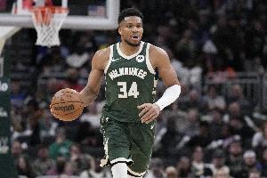 今晚NBA雄鹿VS热火直播_免费高清无插件观看