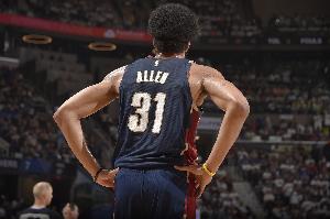 NBA尼克斯vs雄鹿直播_免费观看_实时比分_赛后总结