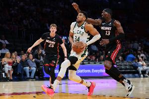 NBA篮网vs热火_高清直播_无插件在线观看
