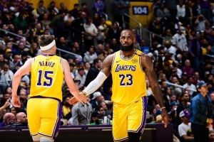 NBA76人vs湖人直播_无插件在线免费观看
