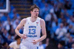 免费观看NBA勇士vs篮网直播_无插件在线免费观看