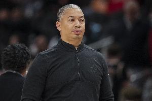 瓦格勒：泰伦·卢是一位极具智慧的教练&为人真诚 他vs我赞赏有加在线直播_免费高清直播