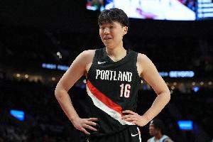 NBA篮网vs雄鹿直播_免费在线观看_比赛视频回放