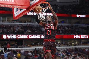 NBA勇士VS独行侠直播_免费高清观看_首发阵容_战术解读
