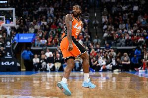 NBA独行侠VS湖人直播_免费观看_实时比分_赛后总结