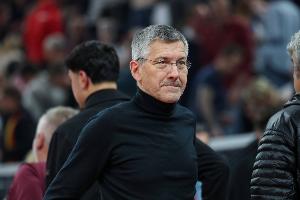 在线观看NBA湖人VS雄鹿直播_无插件免费观看
