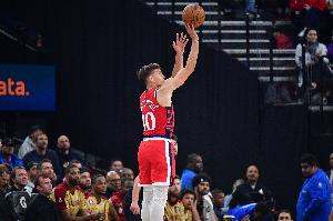 在线观看NBA太阳VS篮网直播_无插件免费观看
