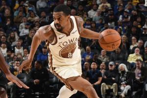 免费观看NBA太阳VS篮网直播_无插件在线免费观看