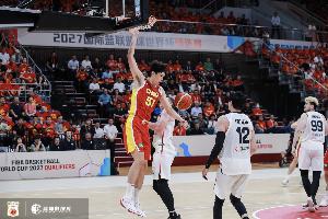 最新NBA火箭VS马刺直播_无插件免费在线观看