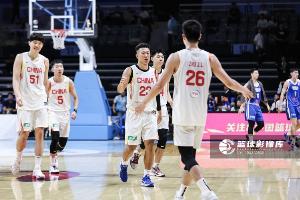 今晚爵士vs马刺直播_免费高清无插件观看