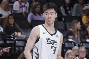 世界杯低标准直播_免费高清观看_首发阵容_战术解读
