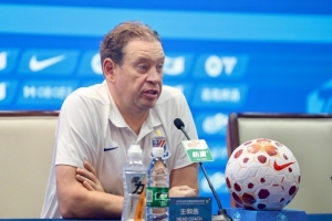 在线观看NBA雄鹿VS湖人直播_无插件免费观看