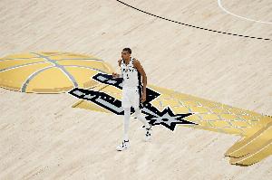 NBA雷霆vs太阳_免费视频直播_高清无插件观看